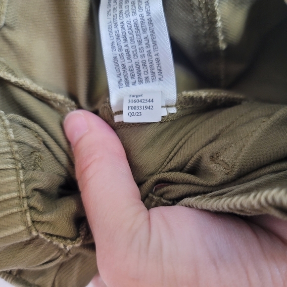 KNOX ROSE CUFFED OLIVE GREEN CARGO PANTS W ELASTIC WAIST BAND, SZ MEDIUM - Picture 13 of 16